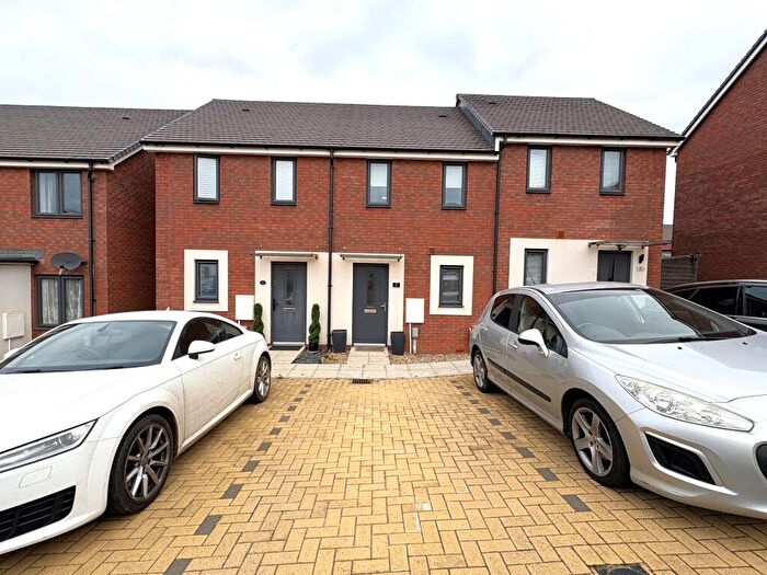 2 Bedroom House To Rent In Littleworth Close, Tithebarn, EX1