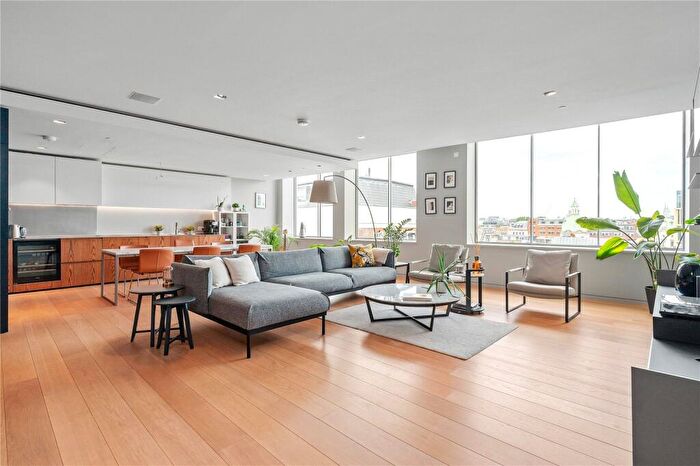 3 Bedroom Penthouse For Sale In Bartholomew Close, London, EC1A