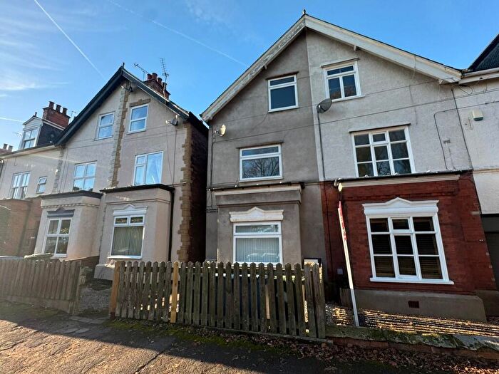 2 Bedroom Maisonette To Rent In Victoria Road, Retford, DN22