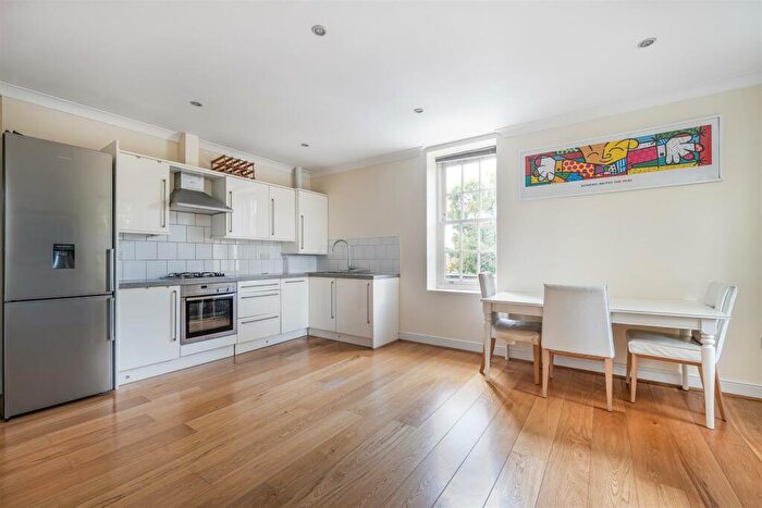 2 Bedroom Flat To Rent In The Keep, Kingston Upon Thames, KT2