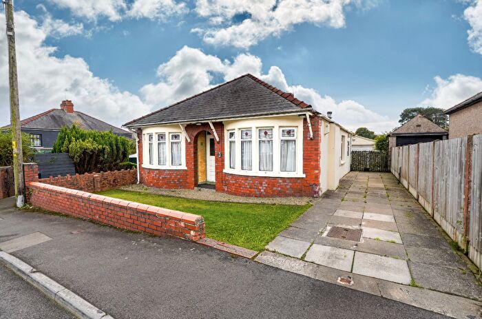 3 Bedroom Detached Bungalow For Sale In The Walk, Rumney, Cardiff(City), CF3