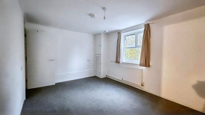 1 Bedroom Flat To Rent In Pirie Court Perry Street Crofts End, Bristol, BS5