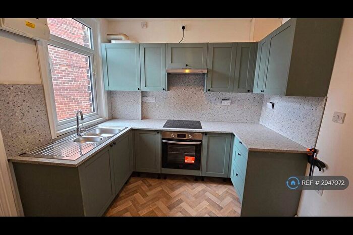 3 Bedroom Terraced House To Rent In Fish Dam Lane, Barnsley, S71