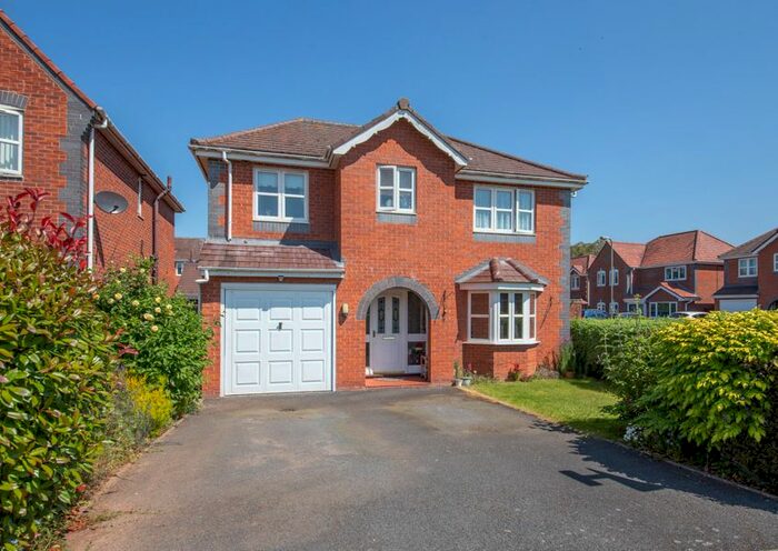 4 Bedroom Detached House For Sale In Boraston Drive, Burford, WR15