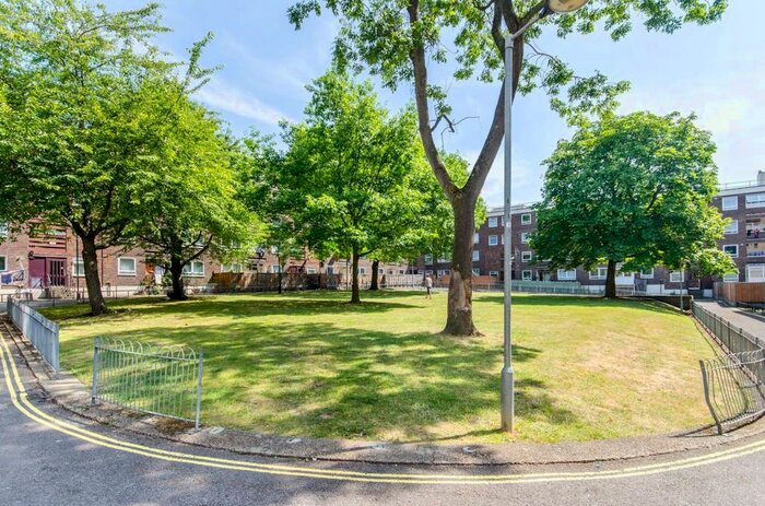 3 Bedroom Flat To Rent In Chichester Road, Little Venice, London, W2