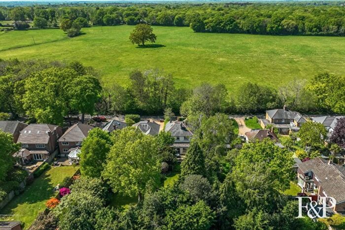 5 Bedroom Detached House For Sale In Duffield Lane, Stoke Poges, SL2