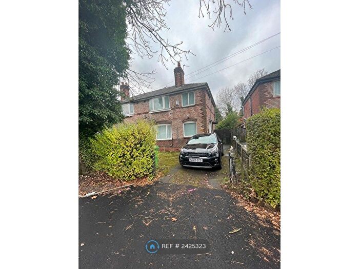 3 Bedroom Semi-Detached House To Rent In Kingsway, Manchester, M19