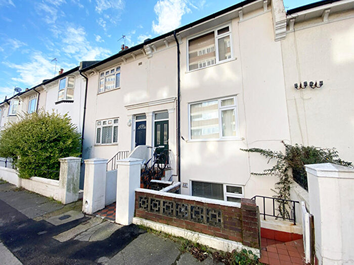 1 Bedroom Apartment To Rent In Clarendon Road, Hove, BN3
