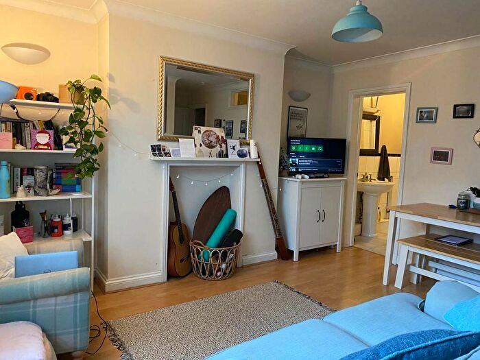 1 Bedroom Flat To Rent In Hampton Park, Cotham, Bristol, BS6