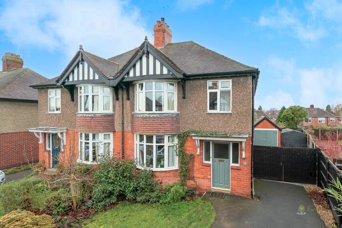 3 Bedroom Semi-Detached House For Sale In Kenwood Gardens, Copthorne, SY3