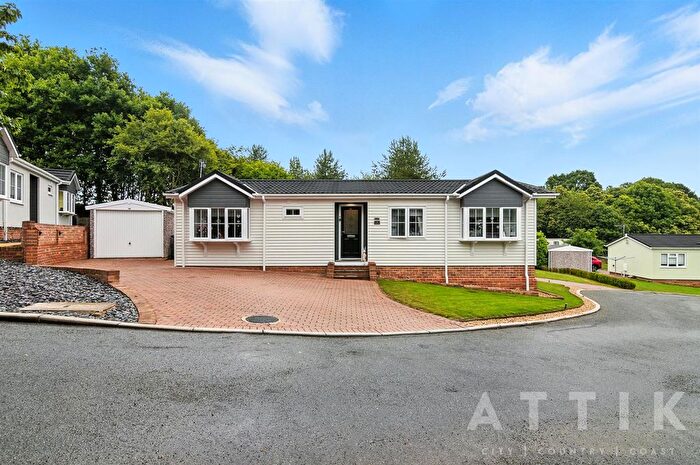 2 Bedroom Detached Bungalow For Sale In The Drift, Benhall, Saxmundham, IP17