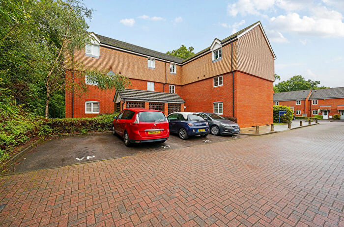 2 Bedroom Apartment For Sale In Poperinghe Way, Arborfield, Reading, Berkshire, RG2