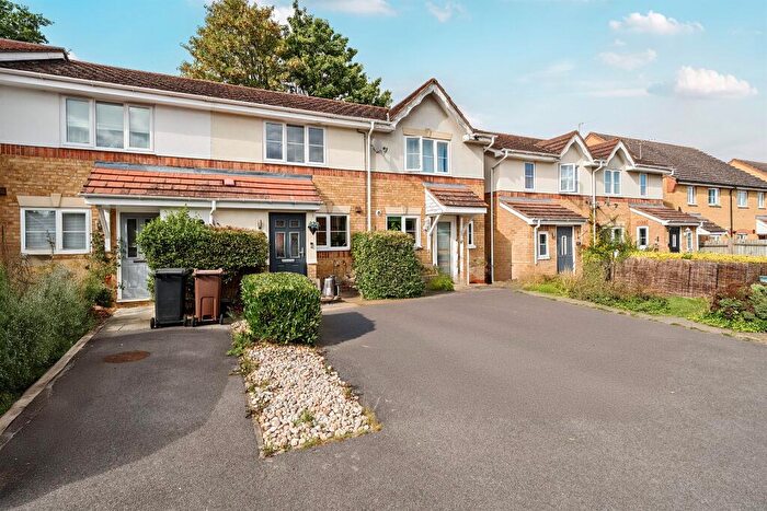 2 Bedroom Terraced House For Sale In Bell View, St. Albans, AL4