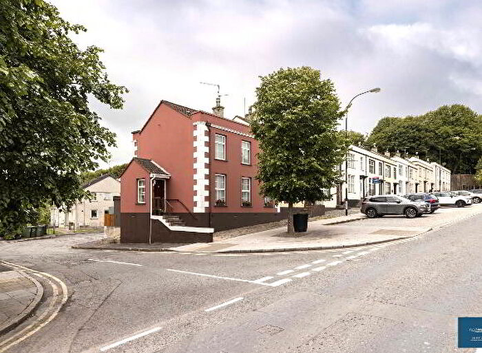 4 Bedroom End Of Terrace House For Sale In The Square, Tandragee, BT62