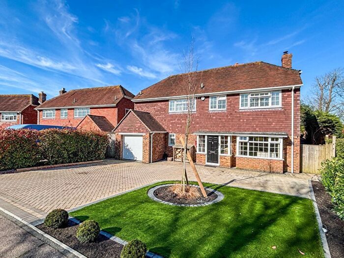 5 Bedroom Detached House For Sale In Glengorse, Battle, TN33