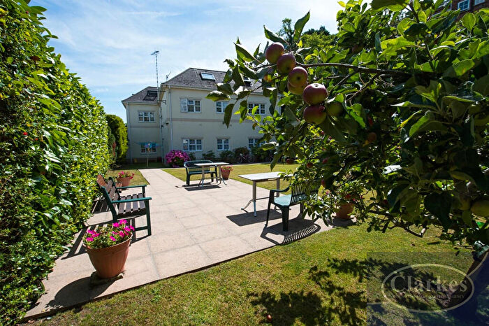 Flat To Rent In Regency Court, Bournemouth, BH2