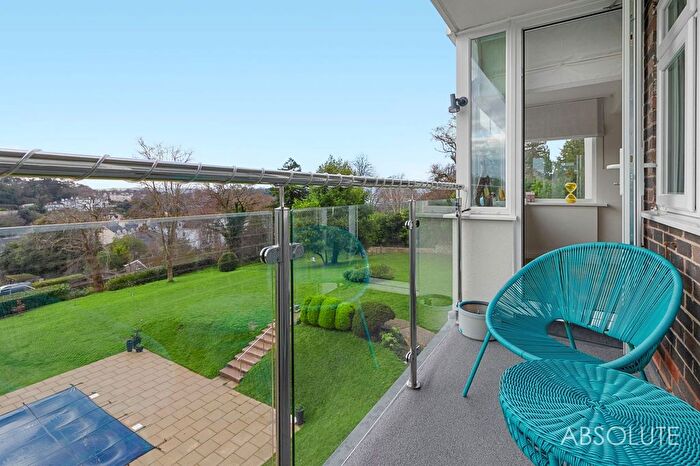 2 Bedroom Flat For Sale In Lower Warberry Road, Torquay, TQ1