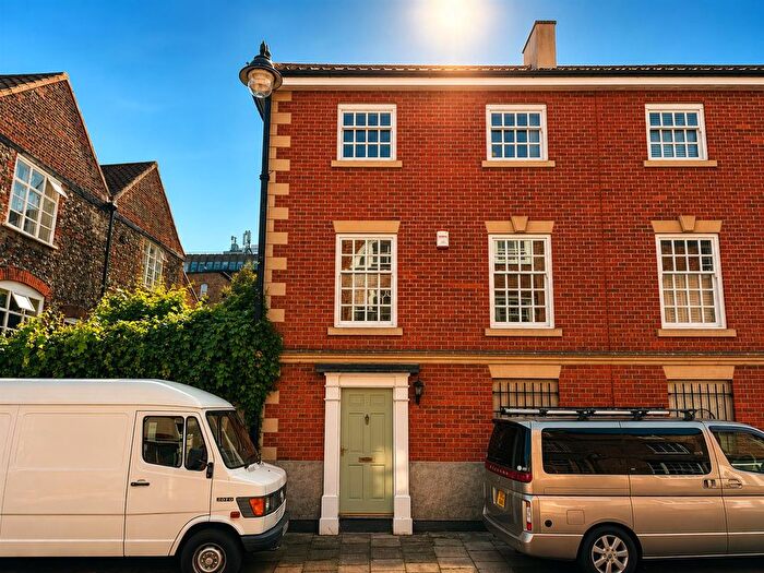 3 Bedroom Town House To Rent In Norwich, NR1