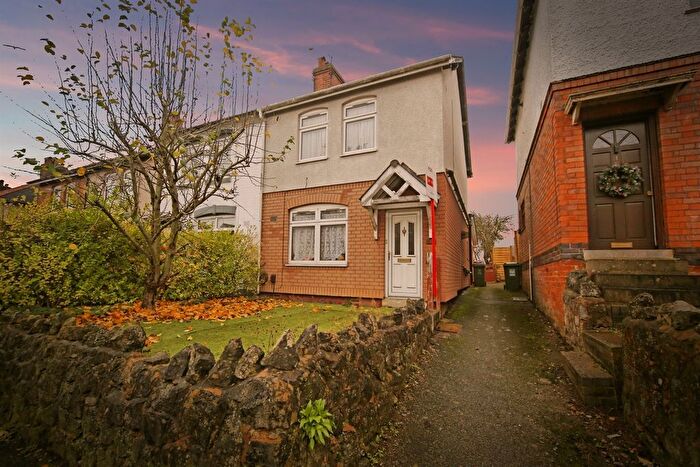 3 Bedroom End Terrace House For Sale In Beoley Road East, Redditch, B98