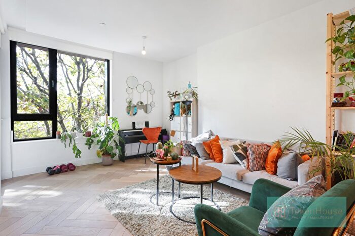 2 Bedroom Flat To Rent In Scawfell Street, London, E2