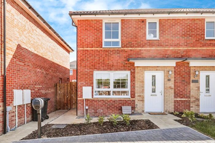 3 Bedroom Semi-detached House For Sale In Cornmill Crescent, Boroughbridge, YO51