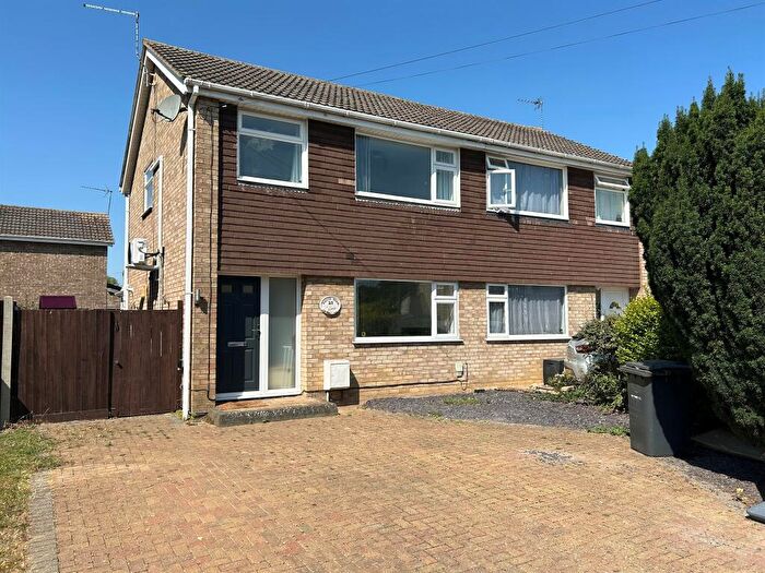 3 Bedroom Semi-Detached House For Sale In Manor Road, Stilton, Peterborough, PE7