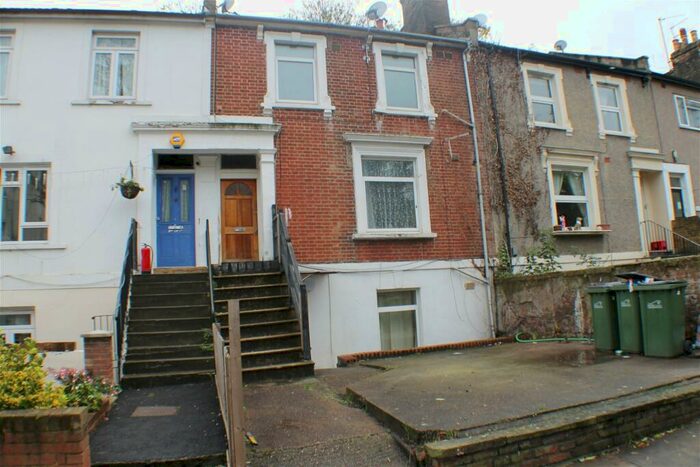 1 Bedroom Flat To Rent In Brookhill Road, Woolwich, SE18