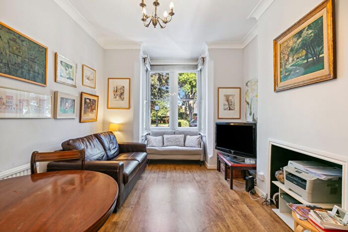1 Bedroom Semi-Detached House To Rent In Birdhurst Road, The Tonsleys, SW18