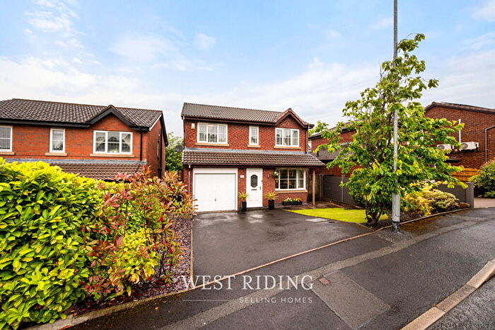 4 Bedroom Detached House For Sale In Hillspring Road, Springhead, Saddleworth, OL4