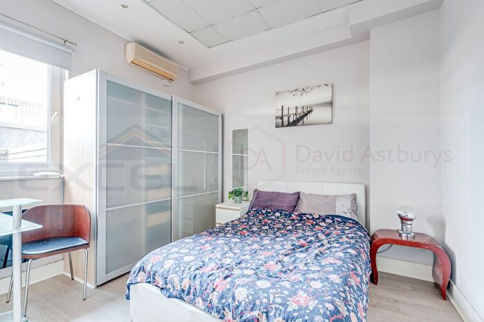 Studio To Rent In Lithos Mansions, Finchley Road, London, NW3