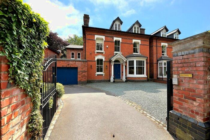 7 Bedroom Detached House To Rent In Pakenham Road, Edgbaston, Birmingham, B15