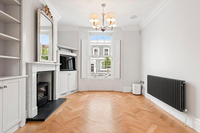 3 Bedroom Terraced House To Rent In Rydon Street, Barnsbury, N1