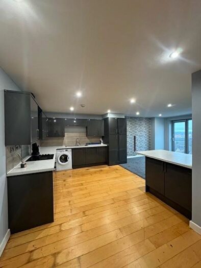 3 Bedroom Flat To Rent In Horizon Building, Leicester, LE1