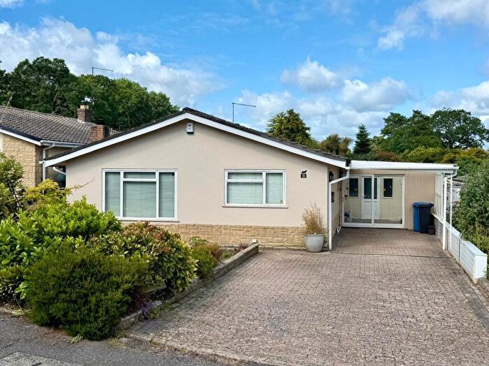 2 Bedroom Bungalow For Sale In Potters Way, Lower Parkstone, BH14