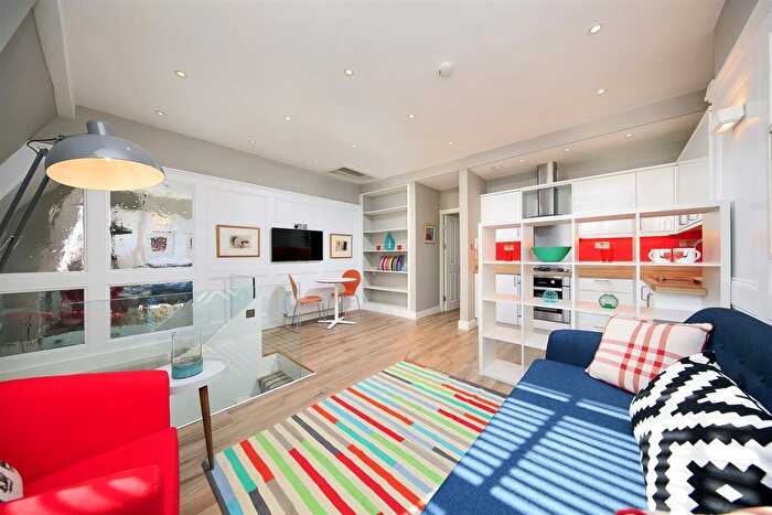 1 Bedroom Flat To Rent In Chiswick High Road, London, W4