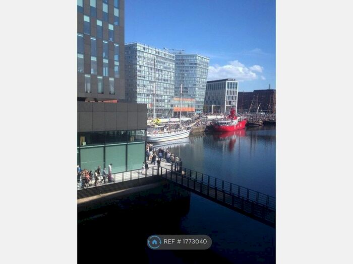 2 Bedroom Flat To Rent In Mann Island, Liverpool, L3