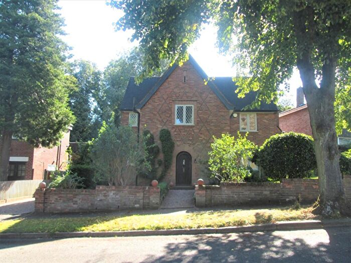 3 Bedroom Detached House To Rent In Goodby Road, Moseley, B13