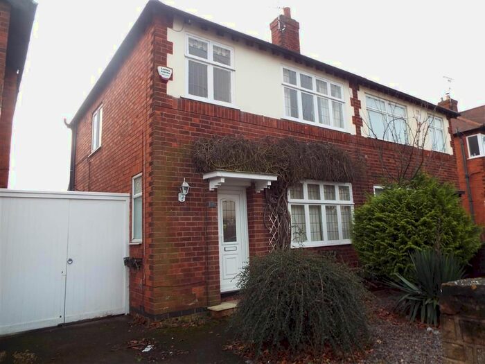 3 Bedroom Property To Rent In Nuthall Gardens, Nottingham, NG8