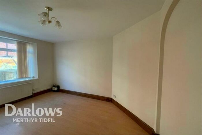 2 Bedroom Flat To Rent In Bethcar Street, Ebbw Vale, NP23