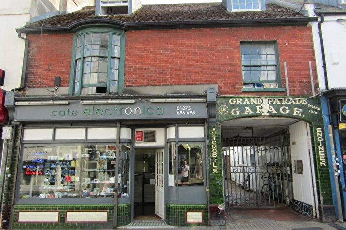 2 Bedroom Flat To Rent In Trafalgar Mews, Brighton, BN1