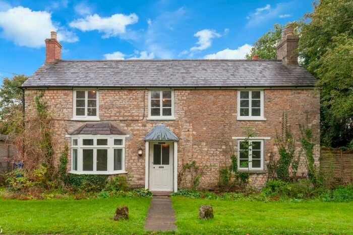 4 Bedroom Cottage To Rent In Cottisford, NN13
