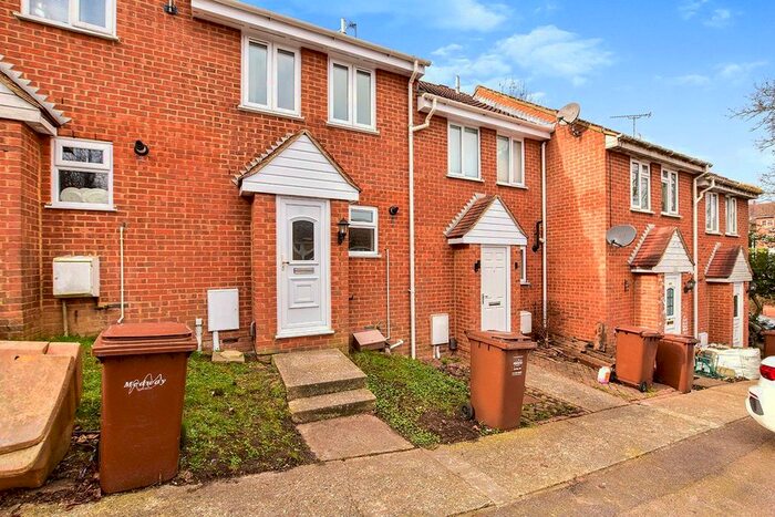 2 Bedroom Terraced House To Rent In Silverbank, Chatham, Kent, ME5