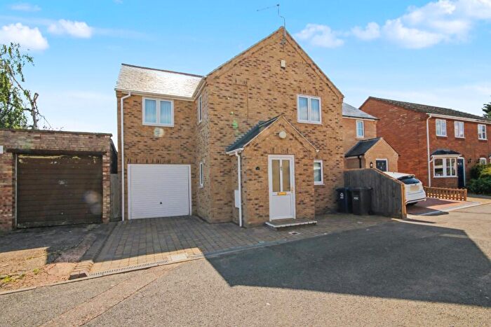 4 Bedroom Detached House To Rent In Cross Street, Huntingdon, Cambs, PE29