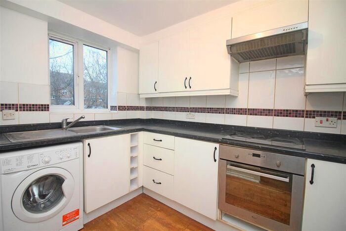 2 Bedroom Flat To Rent In Westbury Road, London, E17