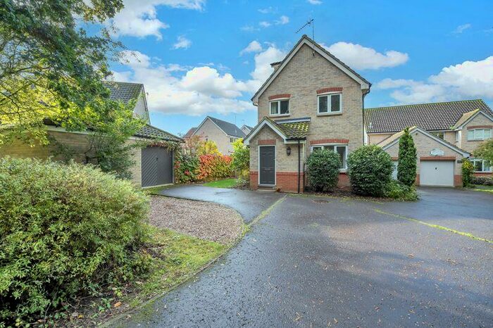 4 Bedroom Detached House For Sale In Lower Broom Road, Woolpit, IP30
