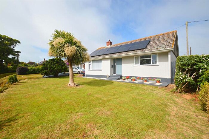 2 Bedroom Detached Bungalow For Sale In Mallards, Chale Street, PO38
