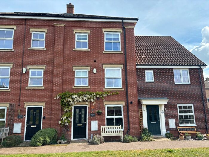 4 Bedroom Town House For Sale In Jubilee Crescent, Needham Market, IP6