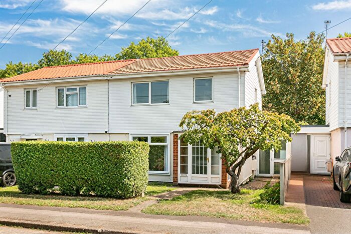 3 Bedroom Semi-Detached House To Rent In Molesham Way, West Molesey, Surrey, KT8