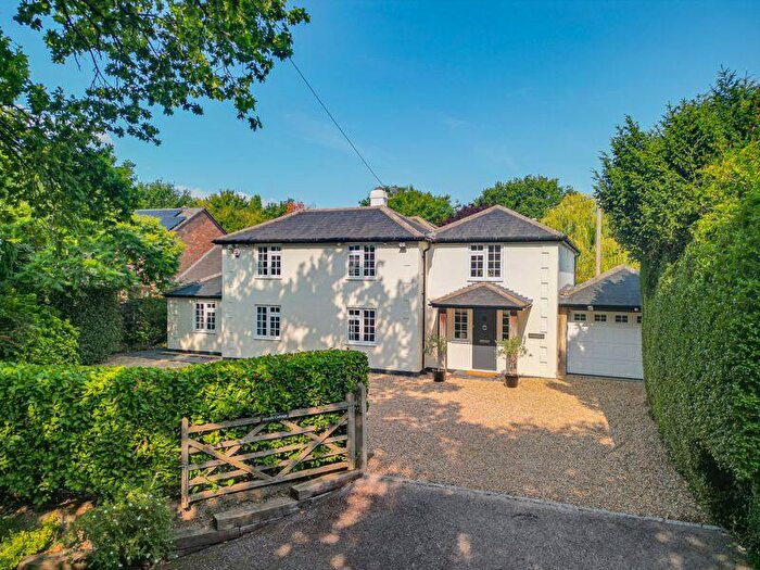 4 Bedroom Detached House For Sale In Hook Lane, Southampton, SO31