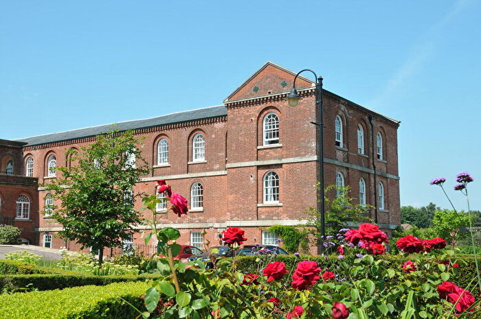 3 Bedroom Town House For Sale In Killerton Walk, Exminster, EX6